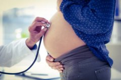 怀孕期间维生素要吃多久（孕妇补充维生素到几个月）